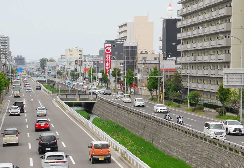 市内中心地からアクセスしやすい立地