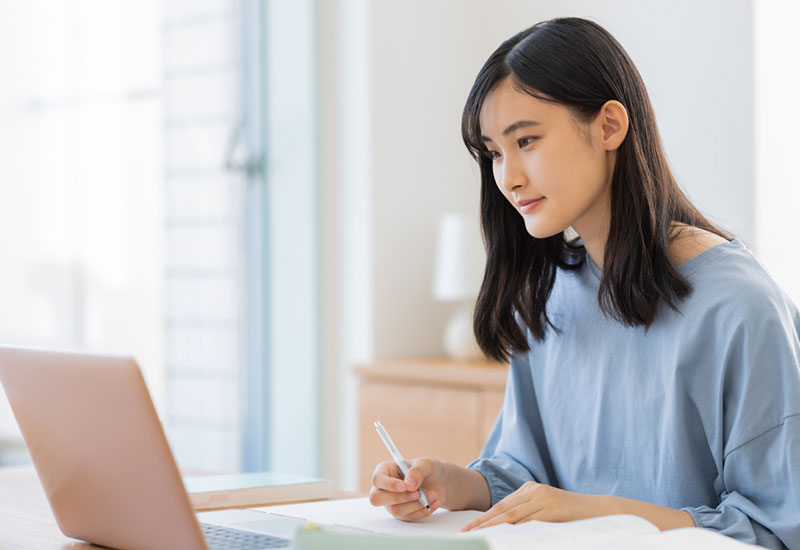 学科教習がオンラインで24時間対応